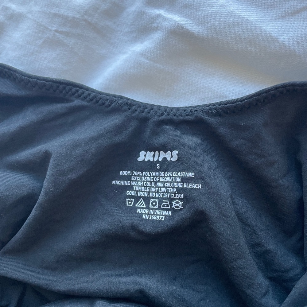 SKIMS Black Bodysuit (size small)